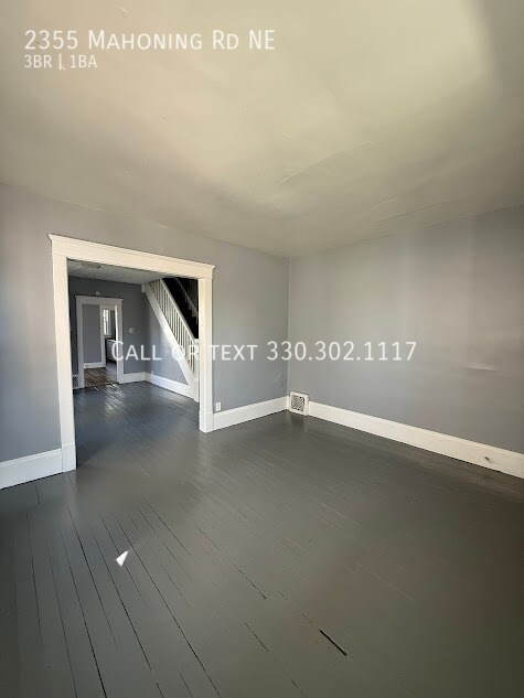 Foto del edificio - 2355 Mahoning Rd NE