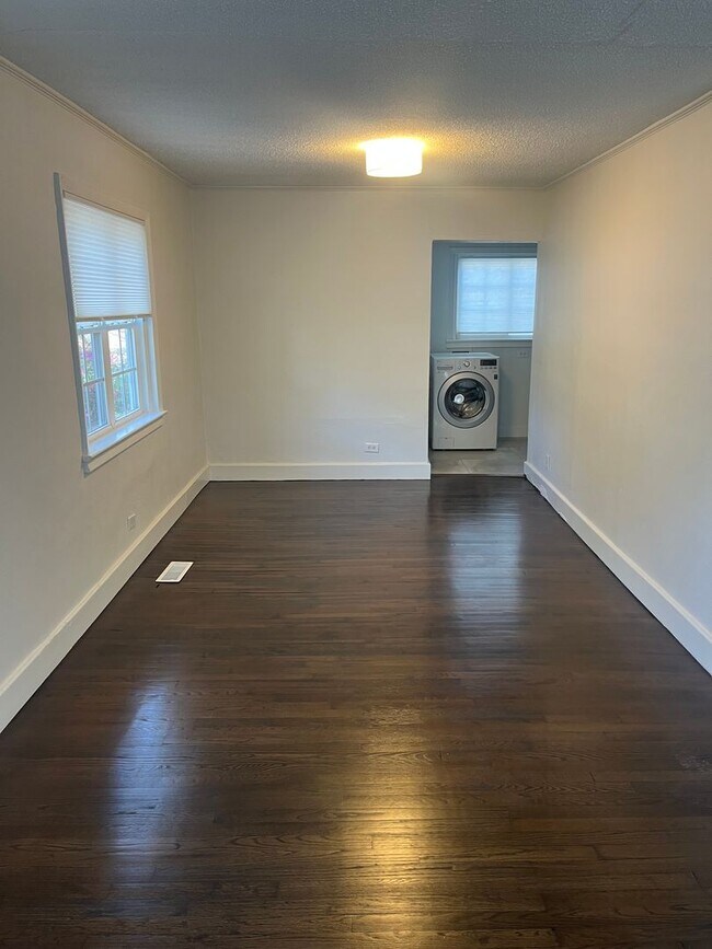 Foto del edificio - 2679 Olympia St