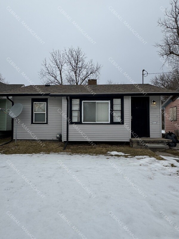 Foto principal - 3229 Fulton St
