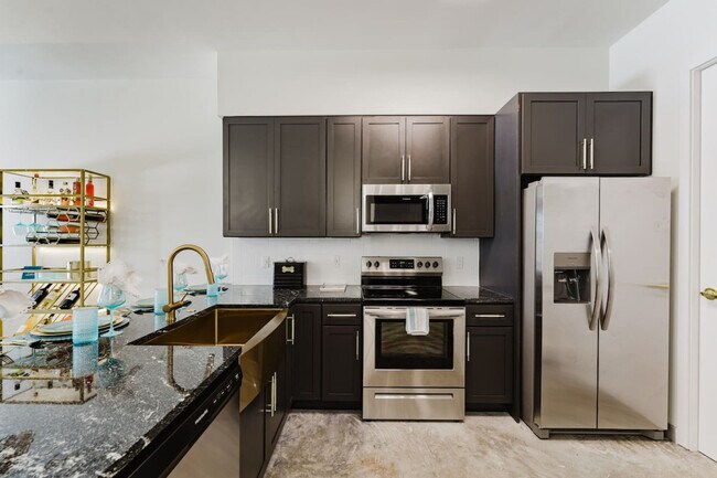 Foto del edificio - 2750 Griffin Rd