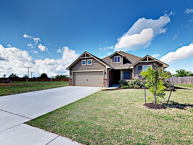 Foto del edificio - Beautiful 3 Bedroom Home in Mustang School...