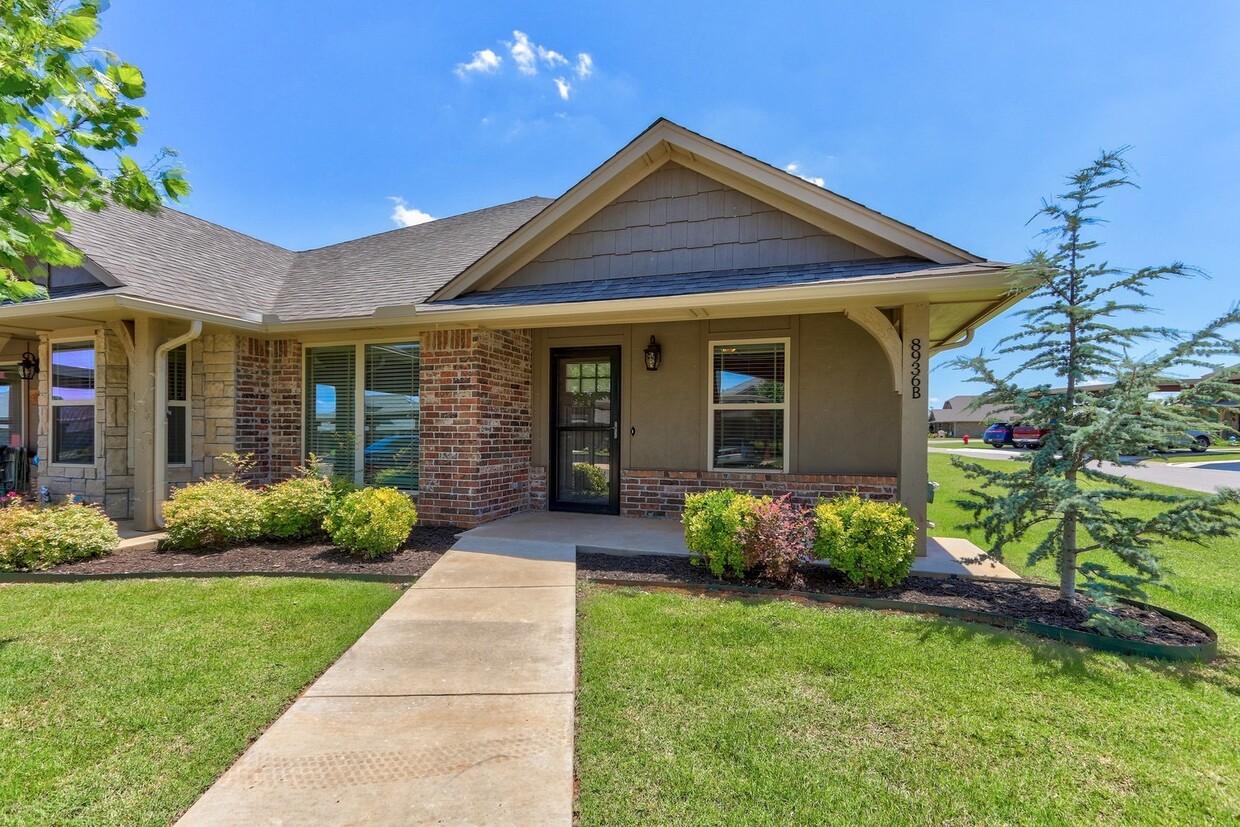 Photo - 8936 SW 55th Street