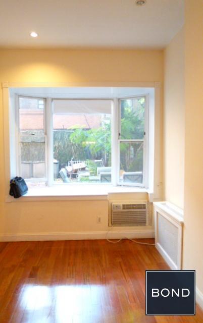 Primary Photo - 106 Charles St