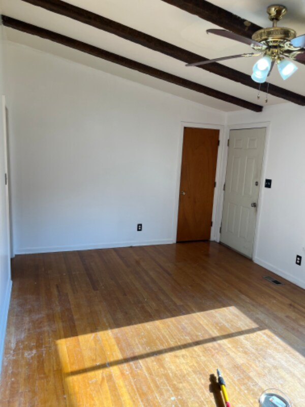 Foto del edificio - 729 Glensford Dr