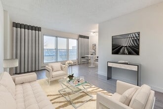Building Photo - Ermineskin Place