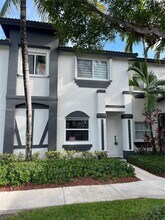 Building Photo - 2320 SE 23rd Rd