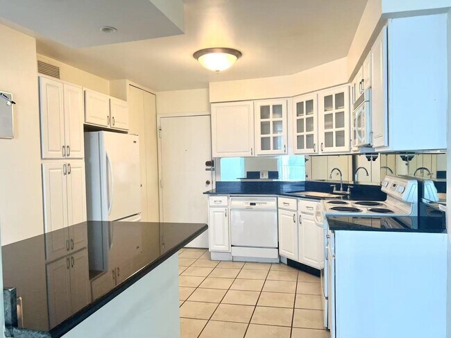 Foto del edificio - 6033 N Sheridan Rd
