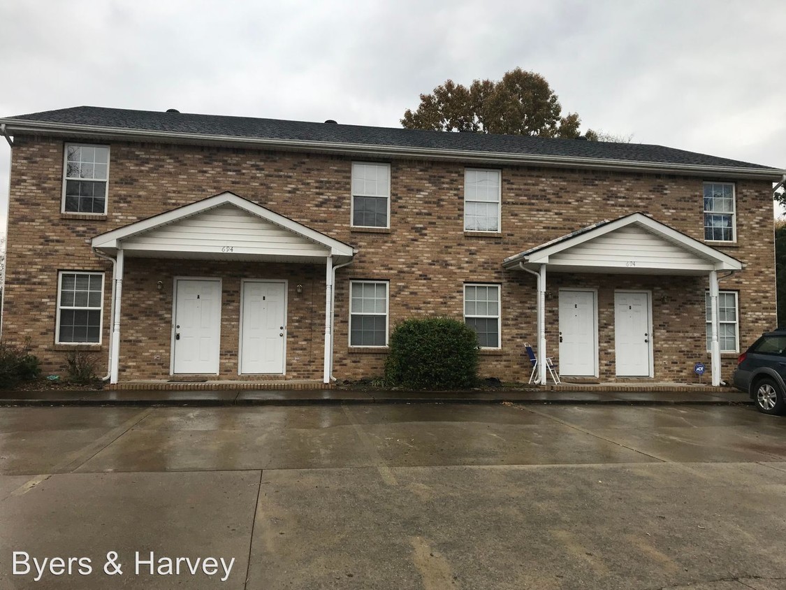 Primary Photo - 630 Needmore Rd
