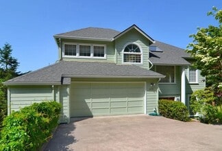 Building Photo - 643 Startouch Dr