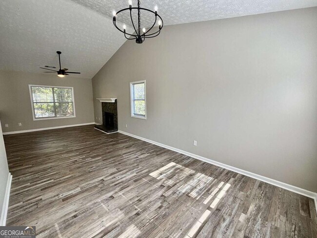 Foto del edificio - 275 Thorn Brook Cir