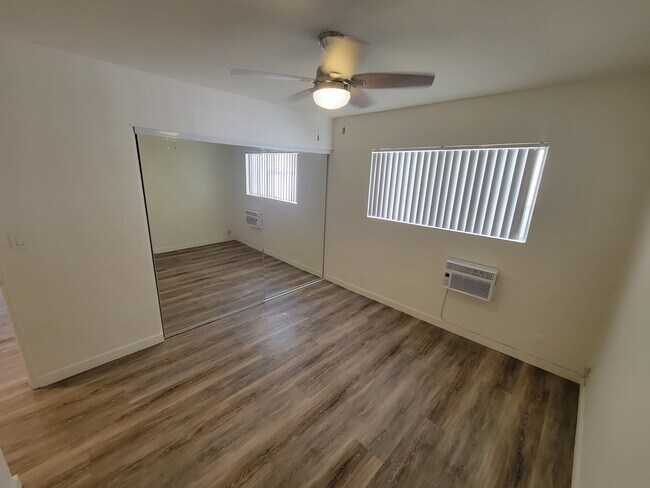 Building Photo - 4520 Colbath Ave