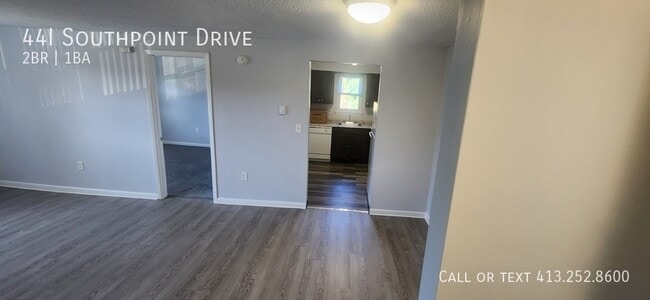 Building Photo - 44 Southpoint Dr