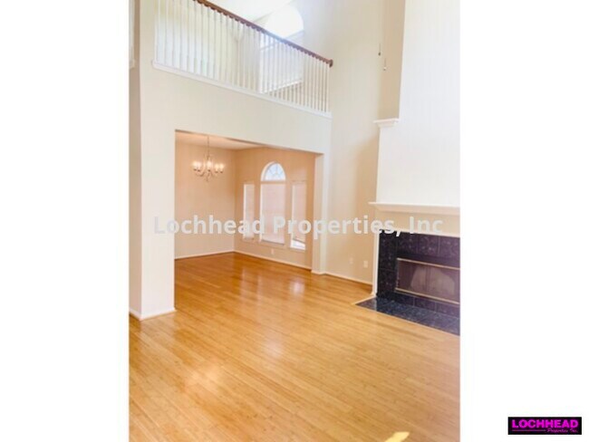 Building Photo - *****Gorgeous home in the Meadow Creek sub...