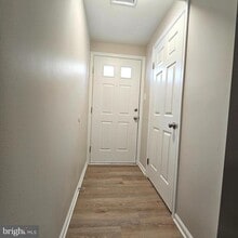 Building Photo - 8473 Aurora Ct