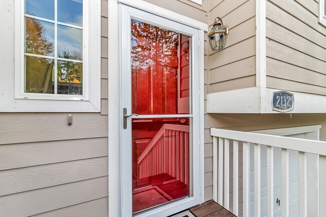 Building Photo - 2132 87th Ave SE