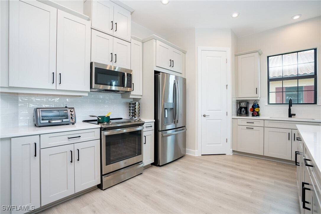 Foto principal - 15257 Zeno Wy