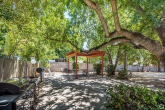Interior Photo - River's Edge Apartments