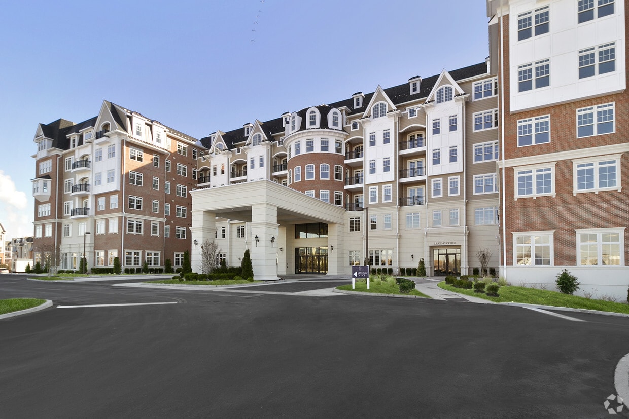 Apartments for Rent in East Meadow NY