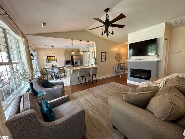 Foto del edificio - 103 Reedy River Way