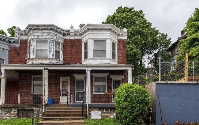 Building Photo - 6132 Musgrave St
