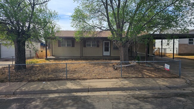 Foto del edificio - Featured Property