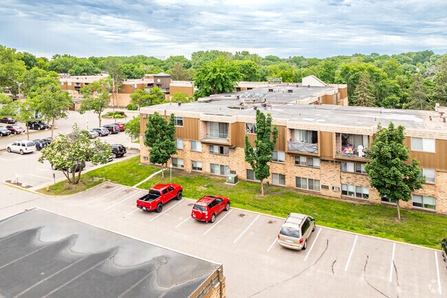 Foto del edificio - River Road East