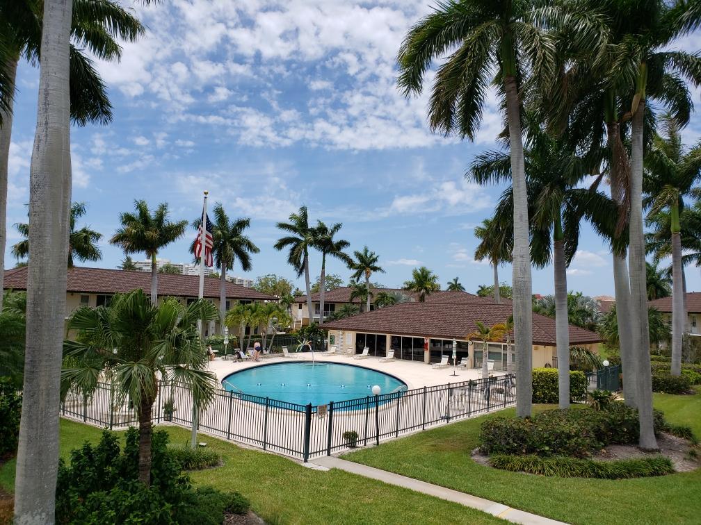 Foto principal - 167 N Collier Blvd