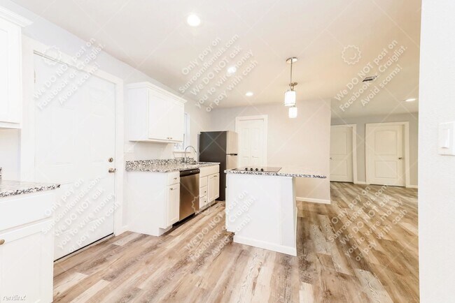 Foto del edificio - 3 br, 1.5 bath House - 1242 Coleman St