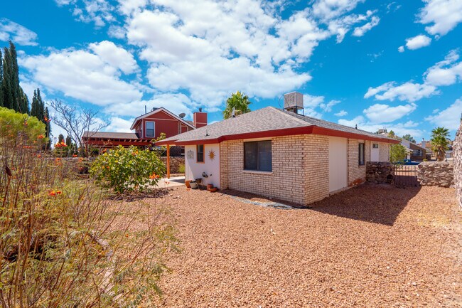 Building Photo - 7324 Canyon Run Dr