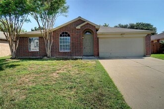Building Photo - 7732 Kelly Lynn Ln