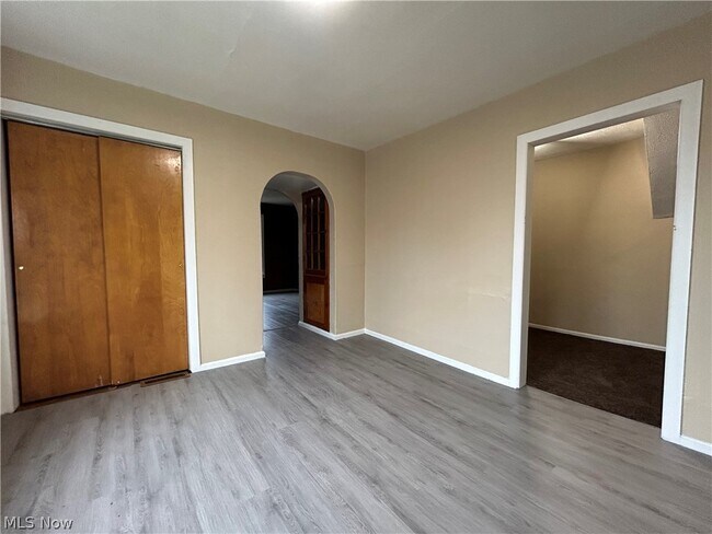 Foto del edificio - 3448 E 69th St