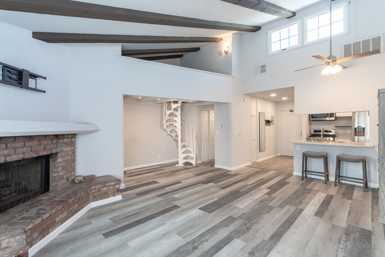 Foto principal - 4633 Ben Ave