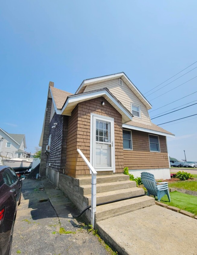 Photo - 2 Arthur St (Hull, MA)