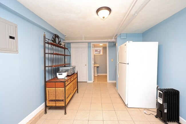 Building Photo - 23 Hudson St