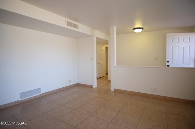 Foto del edificio - 3201 S Mead Ave