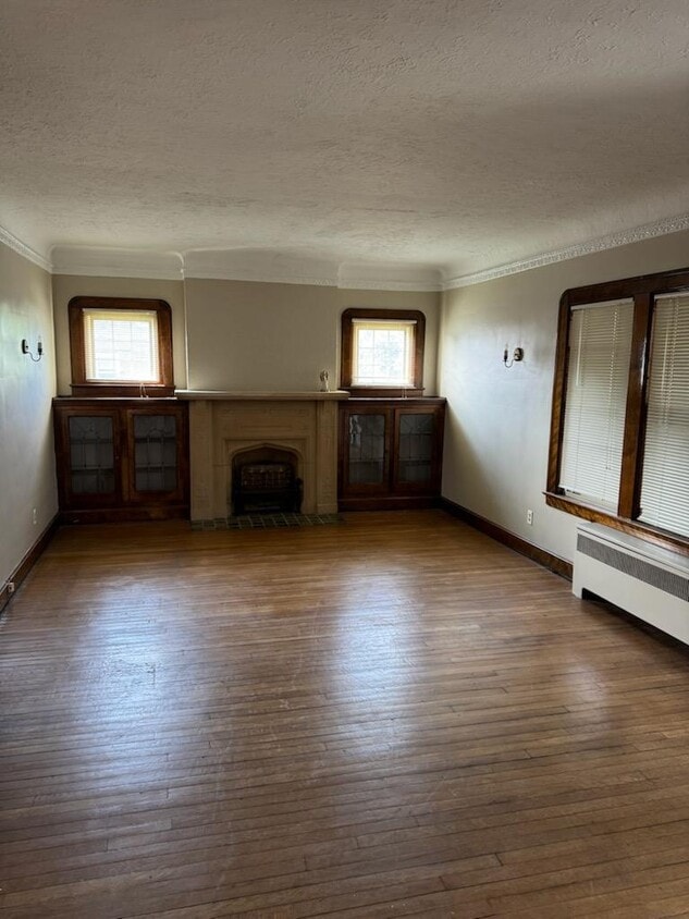 Building Photo - 2477 E 126th St