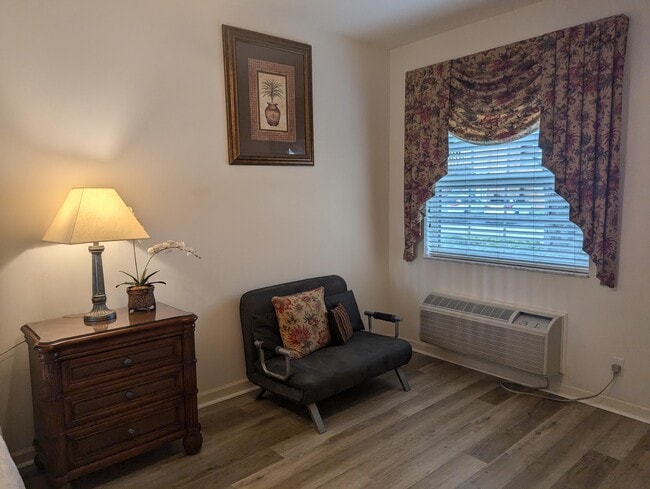 Building Photo - 8339 Mulligan Cir