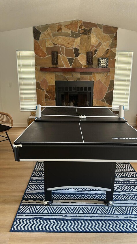 Foto principal - 210 50th Street Ct NW