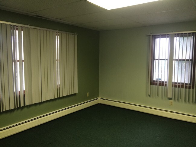 office building - 815 Broad St