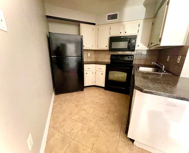 Cocina - 3828 Southpointe Dr