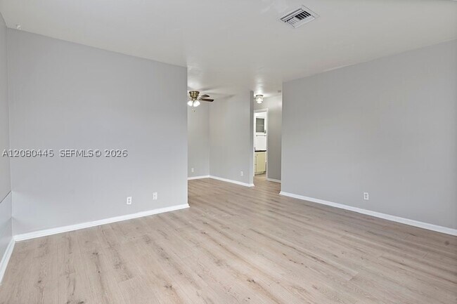 Foto del edificio - 1610 Shirley Ct