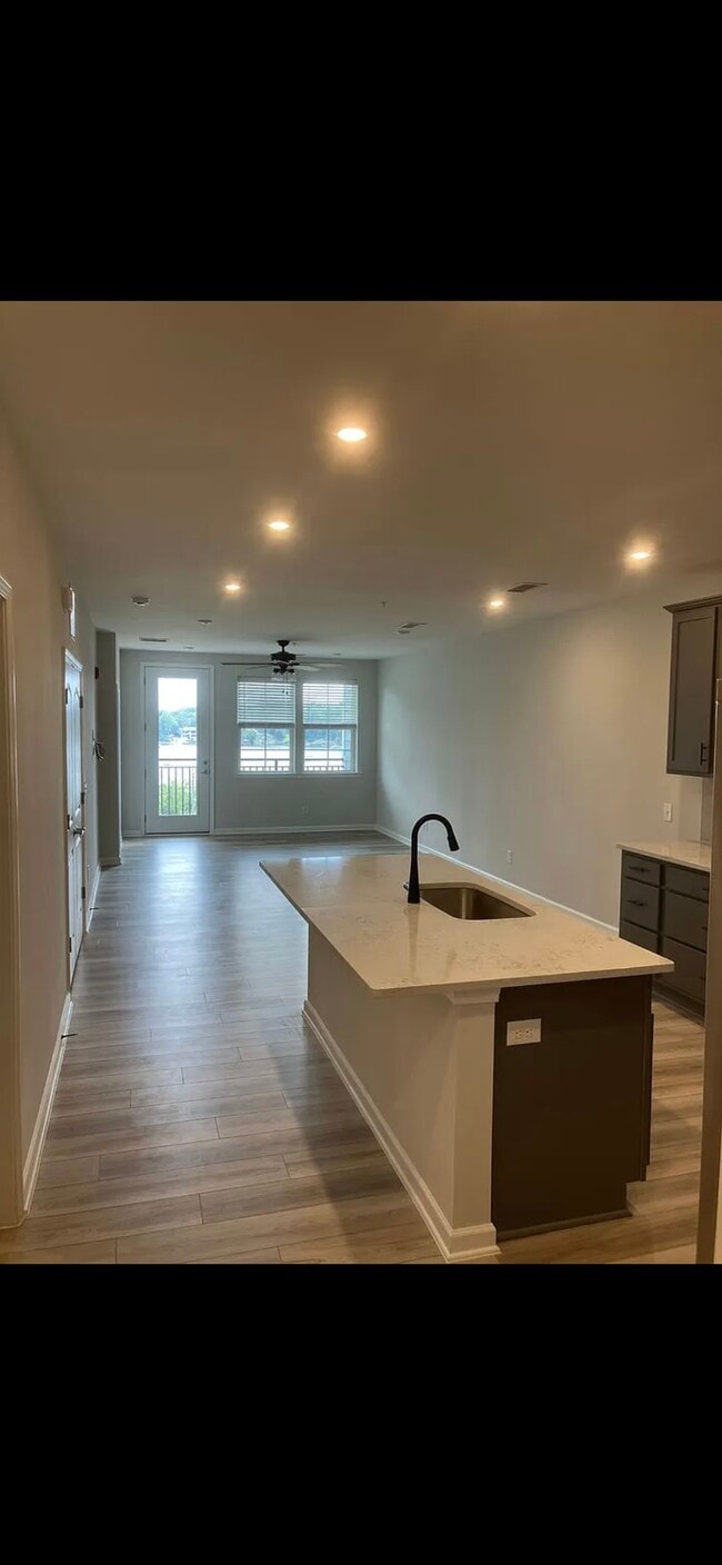Building Photo - 4455 Reed Creek Dr