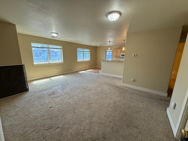 Building Photo - 2115 Durston Rd