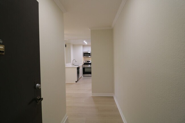 Foto del edificio - 5545 Canoga Ave