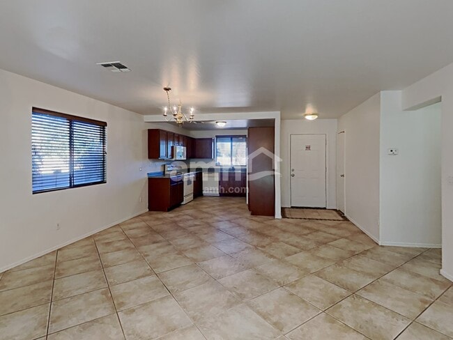 Foto del edificio - 7508 S 37th Ln