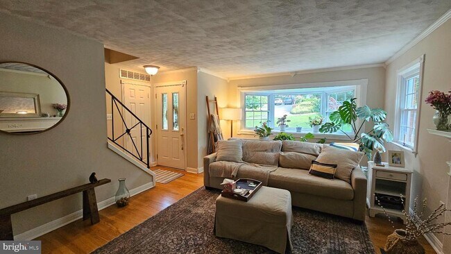Foto del edificio - 4021 Laurel Rd