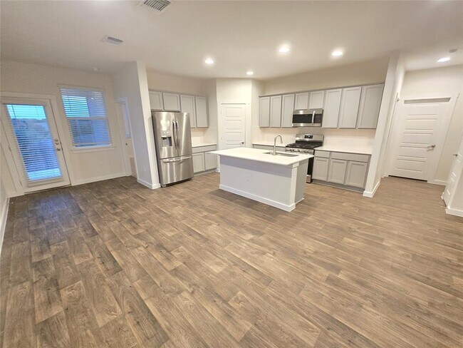 Foto del edificio - 13501 Baileyfield Dr