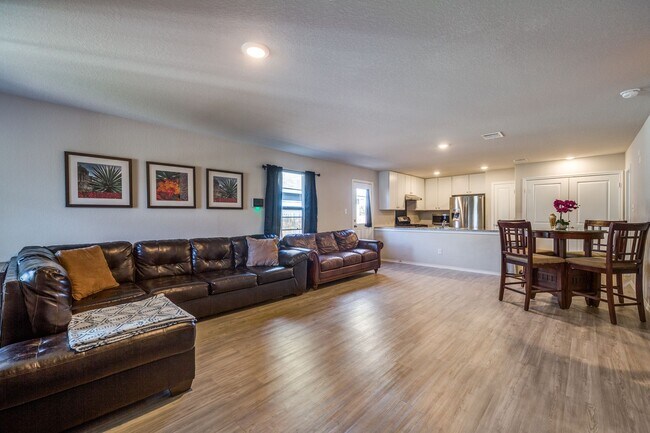 Foto del edificio - 3-BEDROOM HOME IN BRAUN LANDING -  *FIRST ...