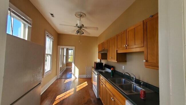 Foto del edificio - 210 N 6th St