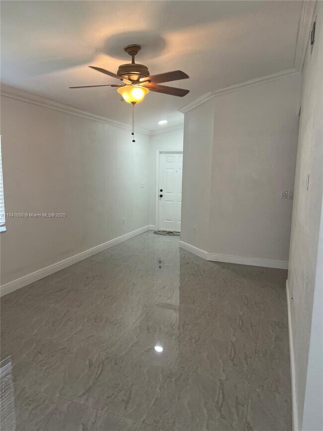 Foto del edificio - 15510 SW 133rd Pl